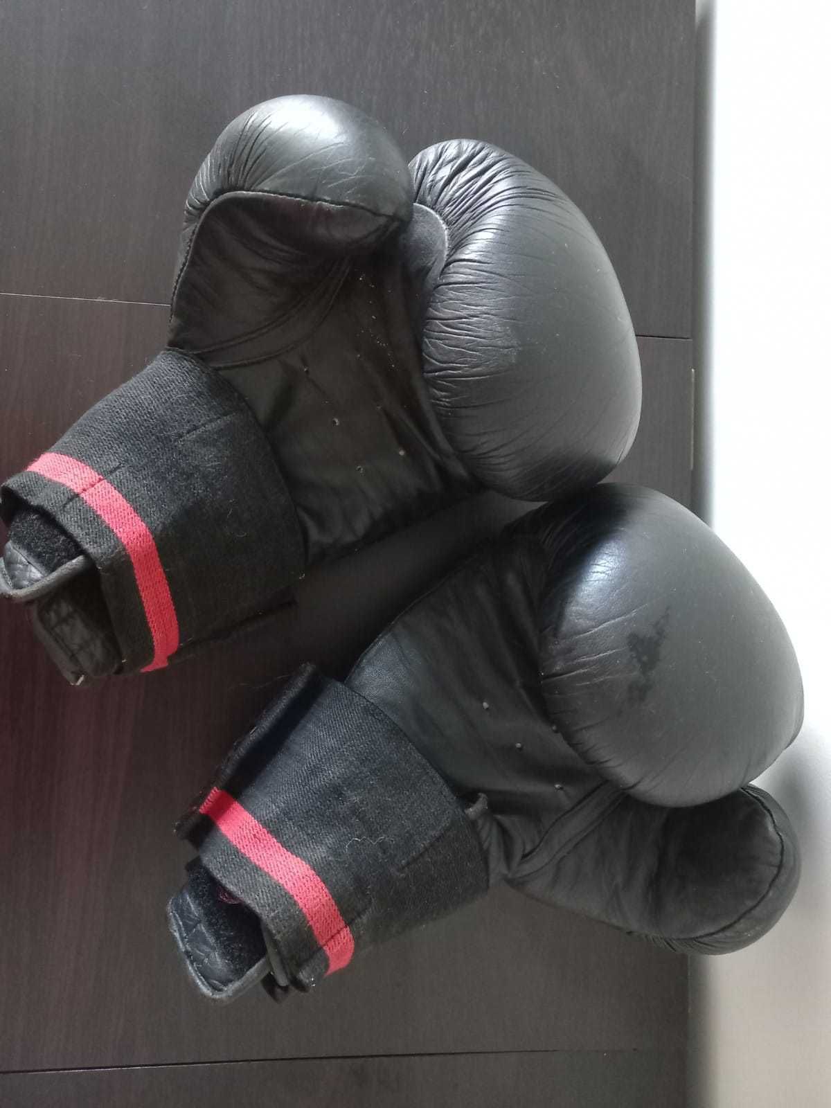 Luvas de boxe Charlie Sport, com pouco uso