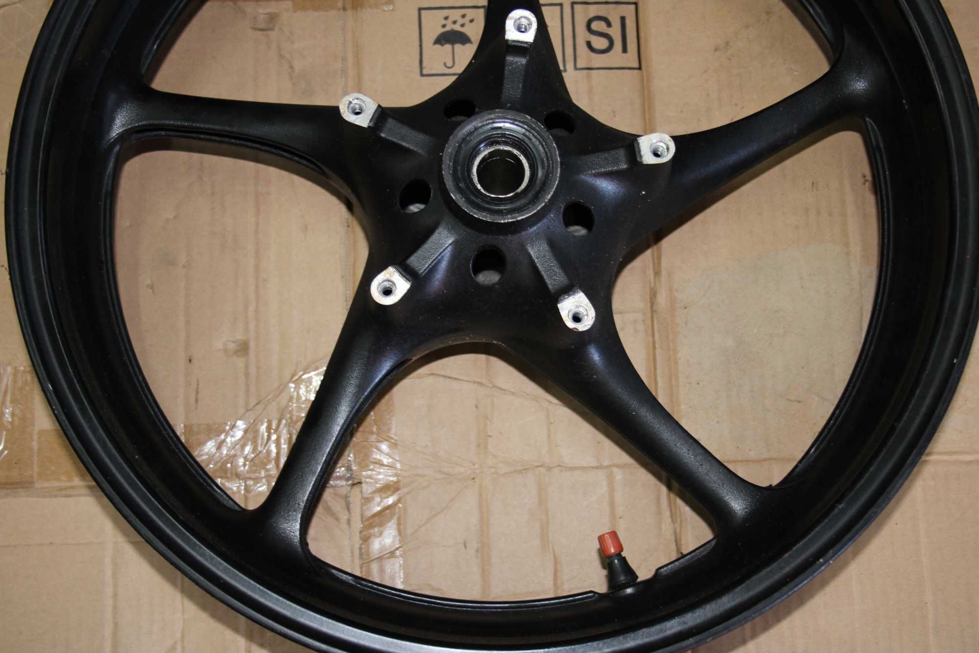 Felga Przód Przednia Yamaha R6 RJ05 RJ09 5SL 03-05