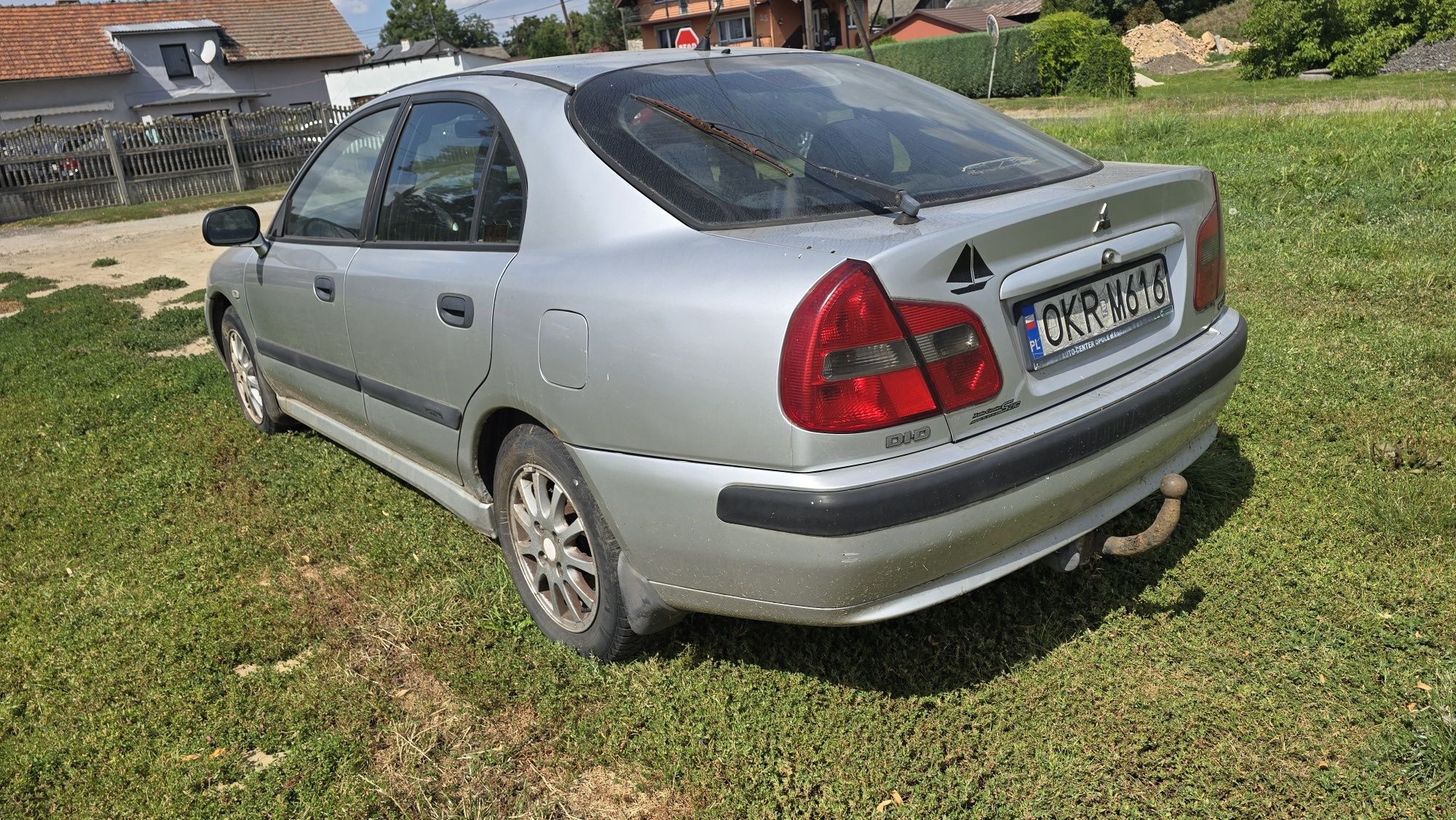 Mitsubishi Carisma 1.8did 2002r
