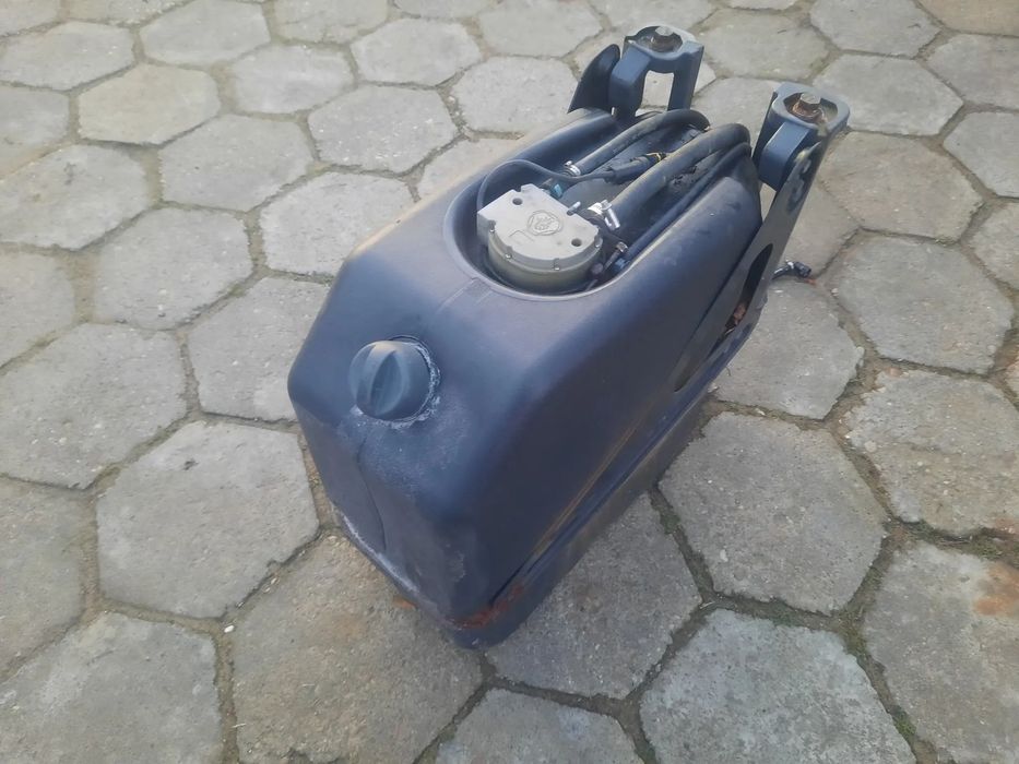 Zbiornik AdBlue Pompa Smok Mocowanie Scania Euro 6