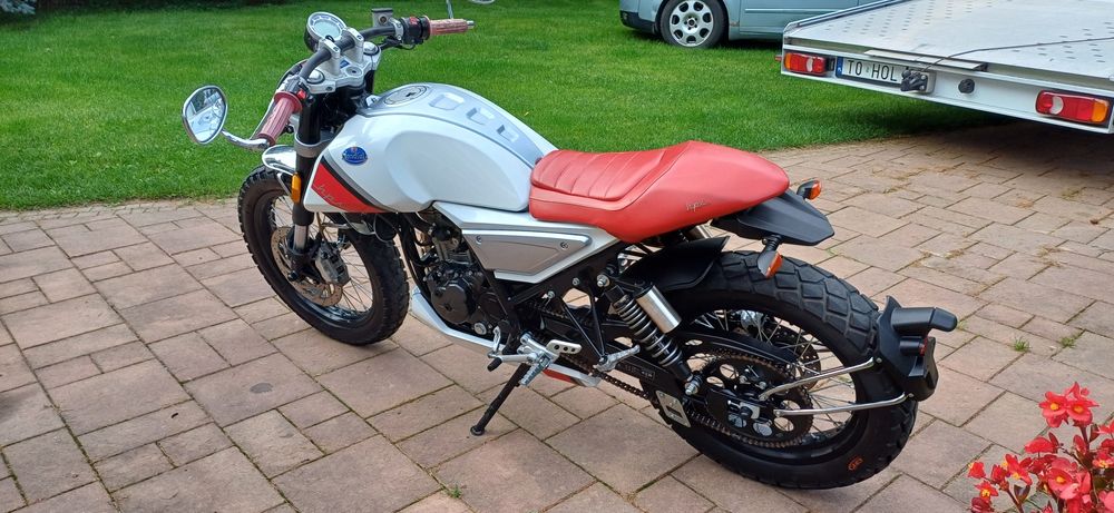 FB Mondial hps125 Aprilia 125 Cruiser