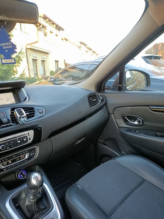 Renault Scenic III lift