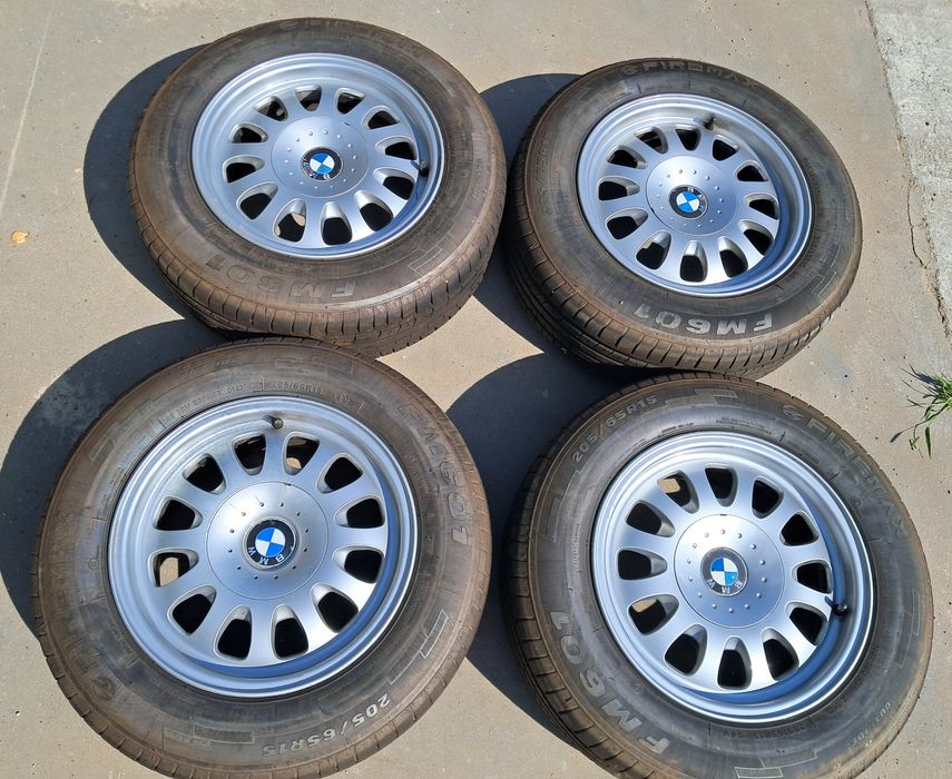Koła z oponami lato 205/65/15 BMW