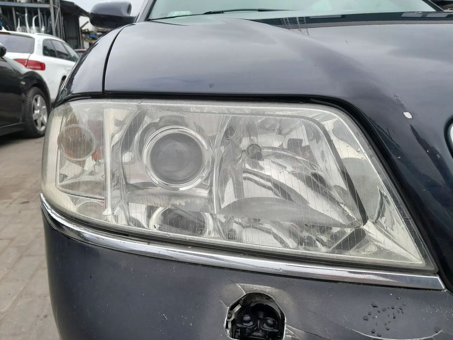 AUDI A6 C5 LAMPA REFLEKTOR PRAWY PRZEDNI PRAWY PRZÓD XENON