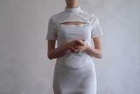 New White cut out T-shirt ribbed  biała bluzka z wycięciem w dekolcie