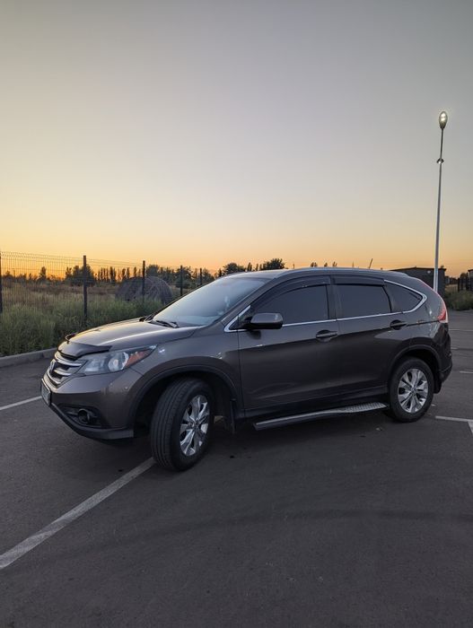 Продаю своє авто Honda CR-V 2014