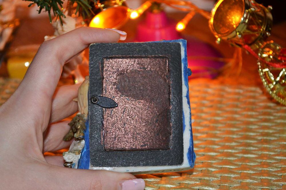 Рамка для фото малыш ребенок в колыбели люльке и ангел молится