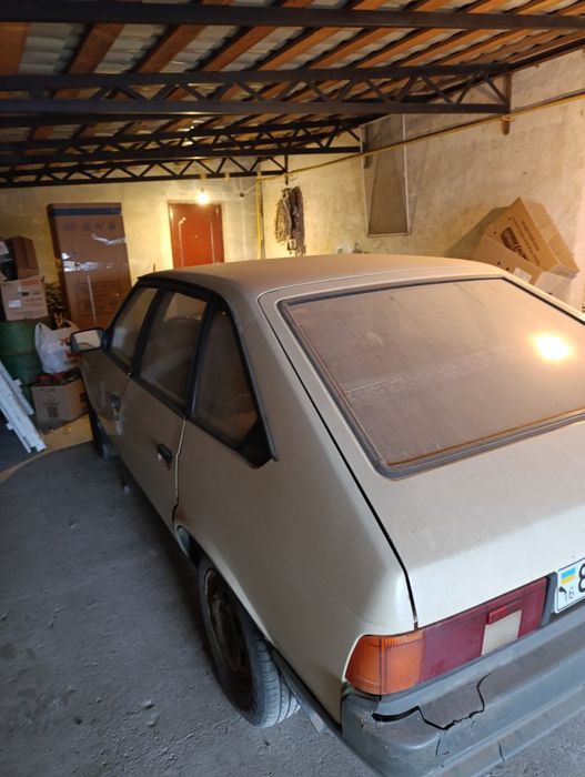 Продам Москвич 2141 ,двигун 1600,В гарному стані ,гаражне зберігання..