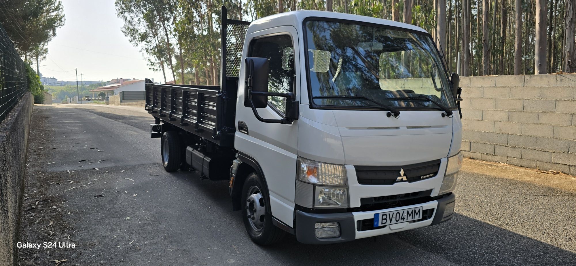 Mitsubishi Canter 3S13 Basculante