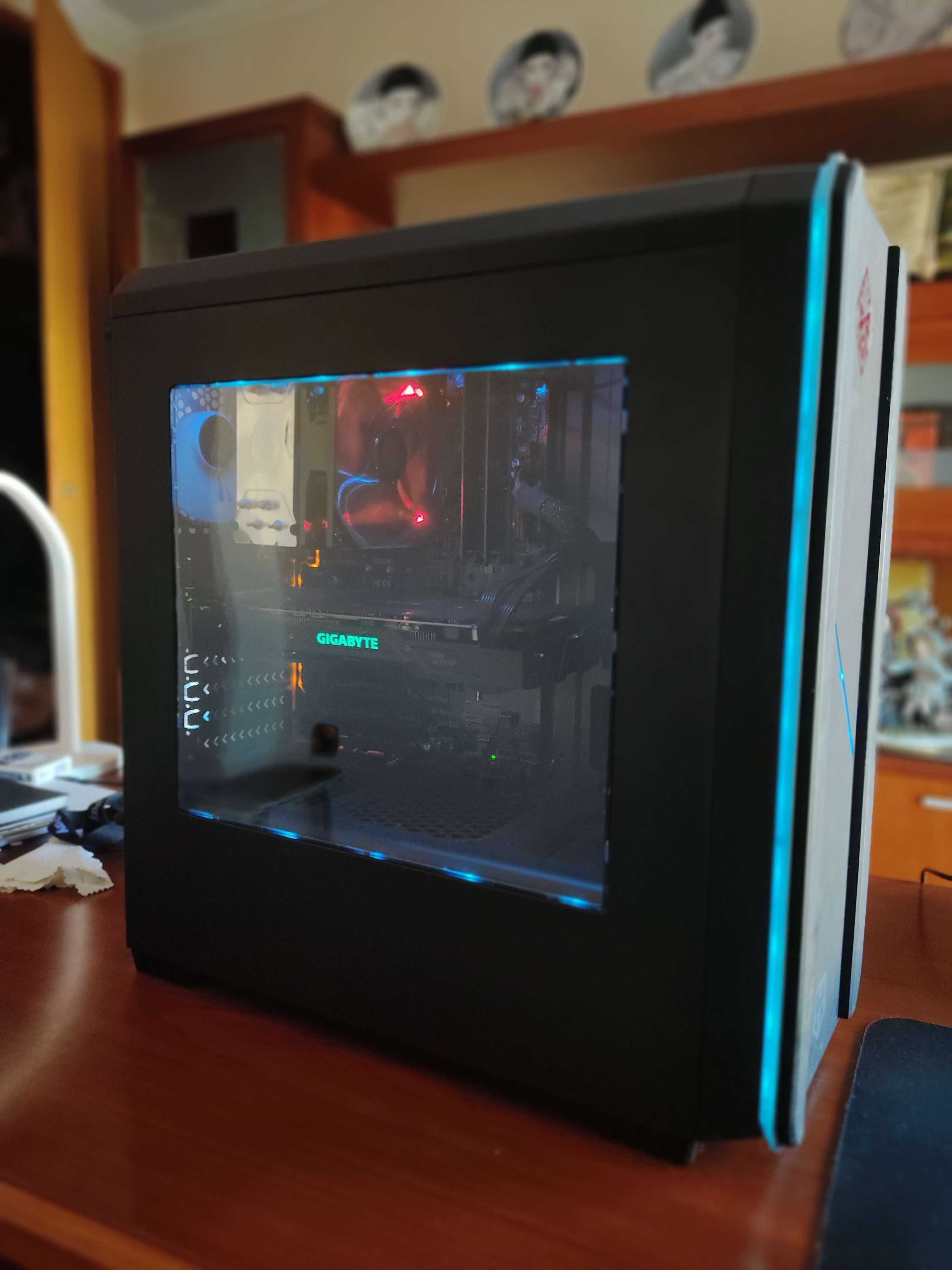 PC fixo gaming (GTX 1070 + i7-6700k)