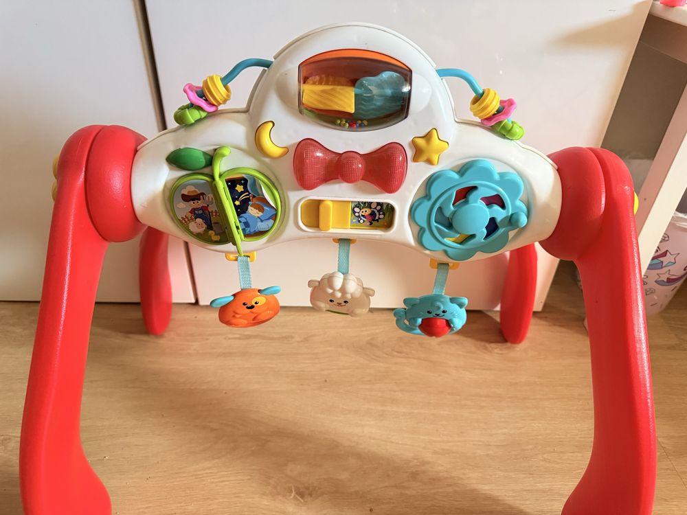 Ginasio de atividades para bebe