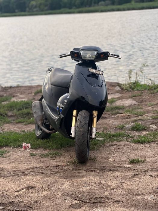 скутер Suzuki ZZ