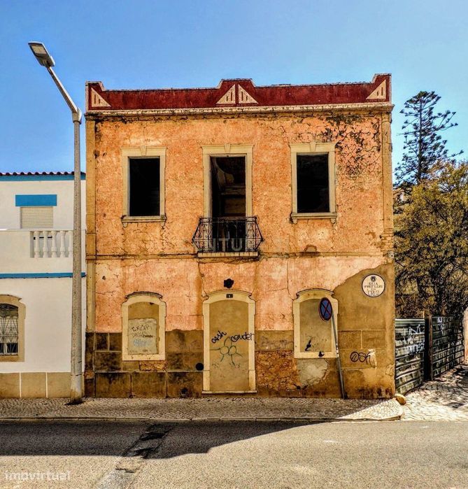 Moradia T12 para venda em Loulé