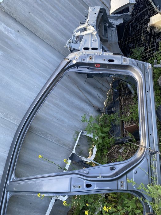 Четверть задняя правая ,порог,стойка Ниссан Рог,Nissan Rogue ,X Trail