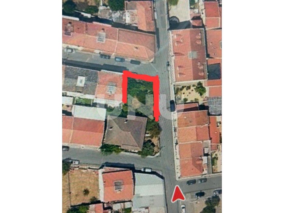 Terreno Urbano com 222m² à Venda em São João da Talha / Bobadela