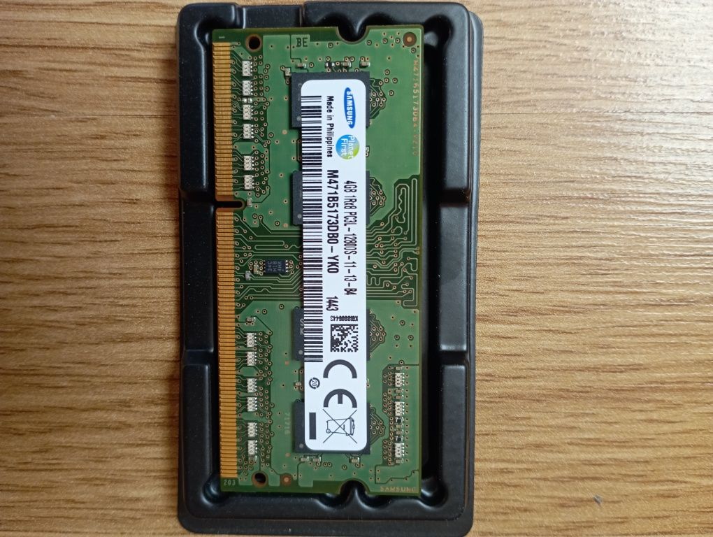 Оперативна пам'ять Samsung DDR3L
