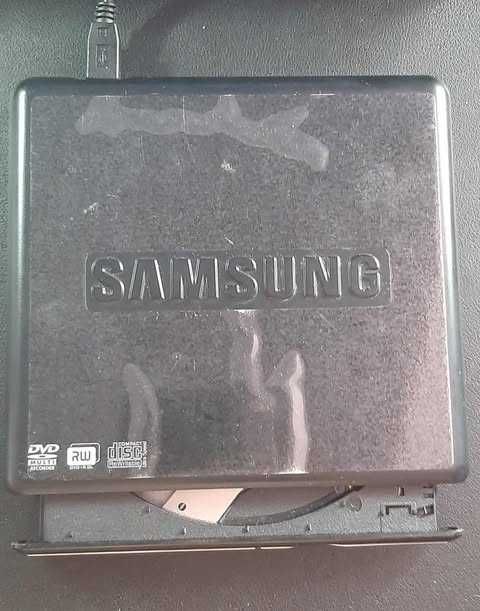 Zewnętrzny napęd DVD Samsung SE-S084D