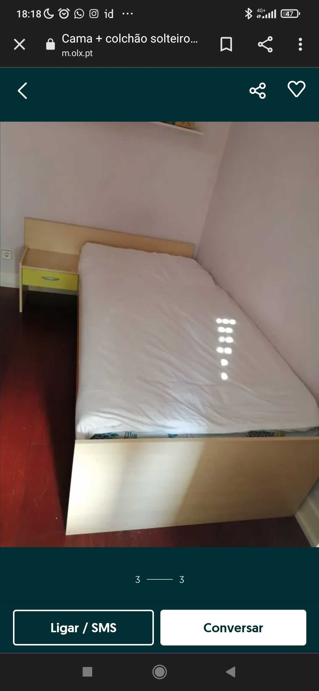 Cama de solteiro com estrado