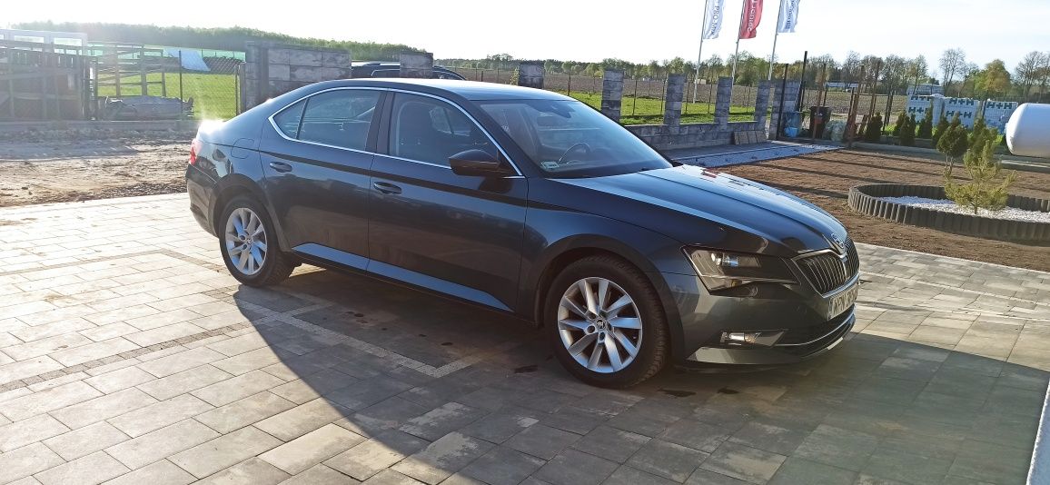 Skoda superb 3  2.0 TDI 4x4 DSG