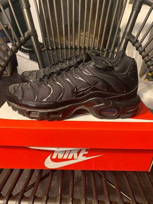 Buty Trampk Nike Air Max Plus Triple Black R.39
