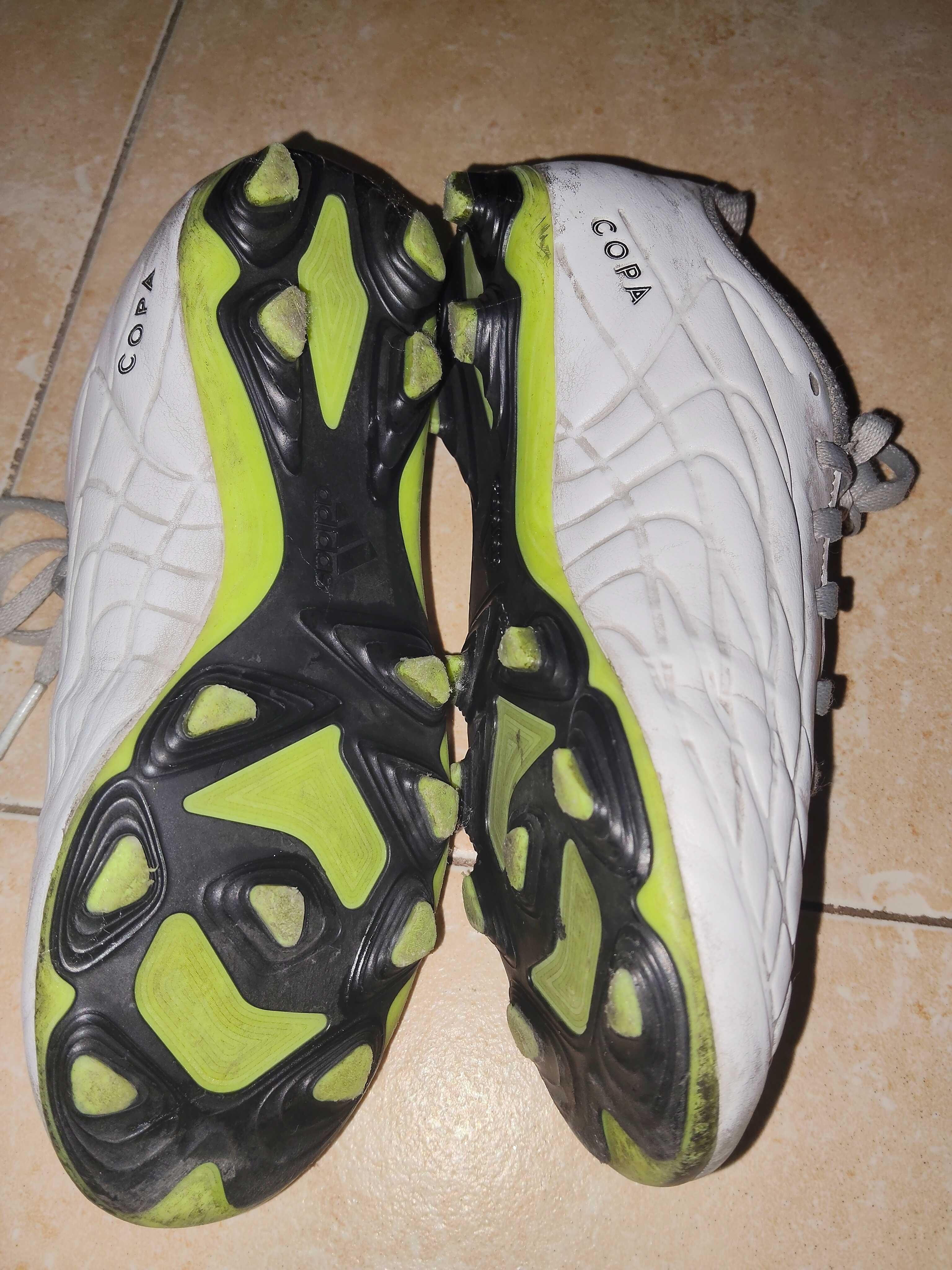 Chuteiras Adidas Copa N°32