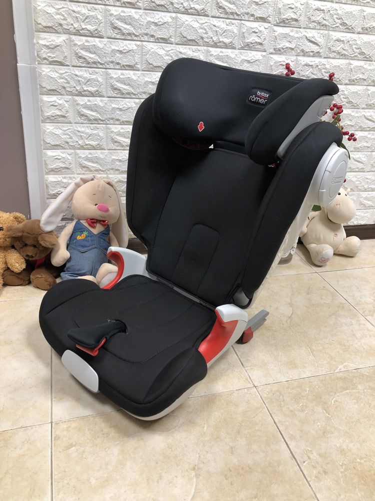 Автокрісло BRITAX ROMER KIDFIX 2 XP SICT Група 2/3 (15-36кг) бустер