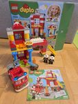 LEGO 10903 Duplo Remiza strażacka + LEGO 10969 Duplo - Wóz strażacki