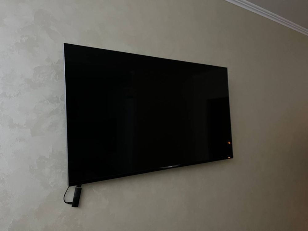 LED телевізор Philips 49 дюймів