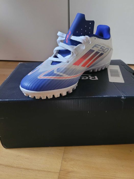 Turfy Adidas roz. 39 1/3
