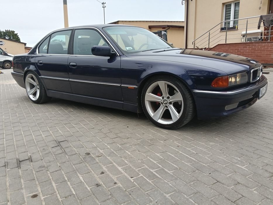 BMW 735i E38 3.5 LPG V8 zamiana