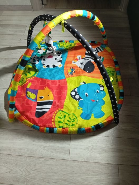 Дитячій розвиваючий килимок