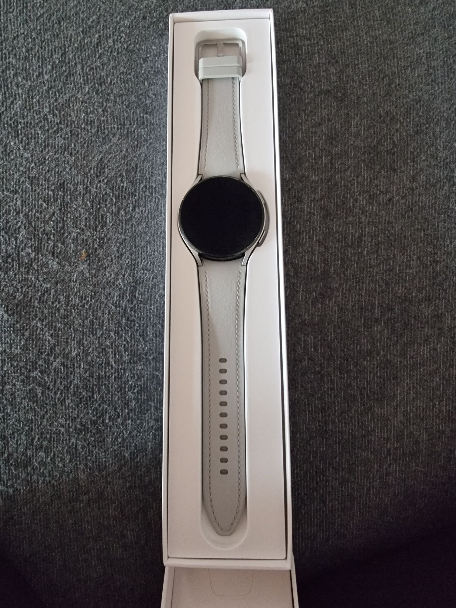 Samsung Galaxy watch 4 44mm bt wi-fi gps srebrny