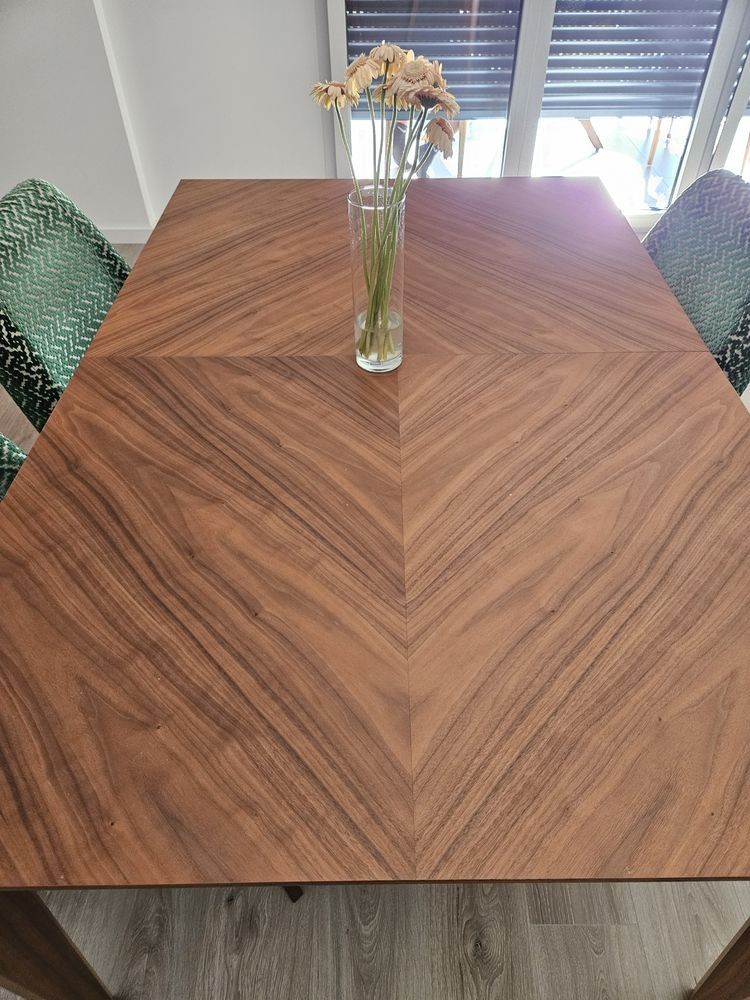 Mesa de jantar Nogueira