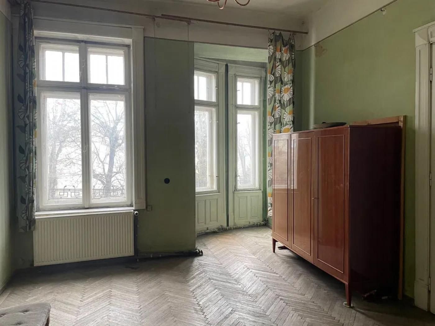 Продам квартиру Львів + підвал (Конопницької 10)