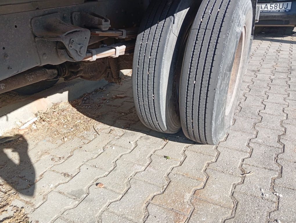 Carrinha Toyota cabine dupla 250