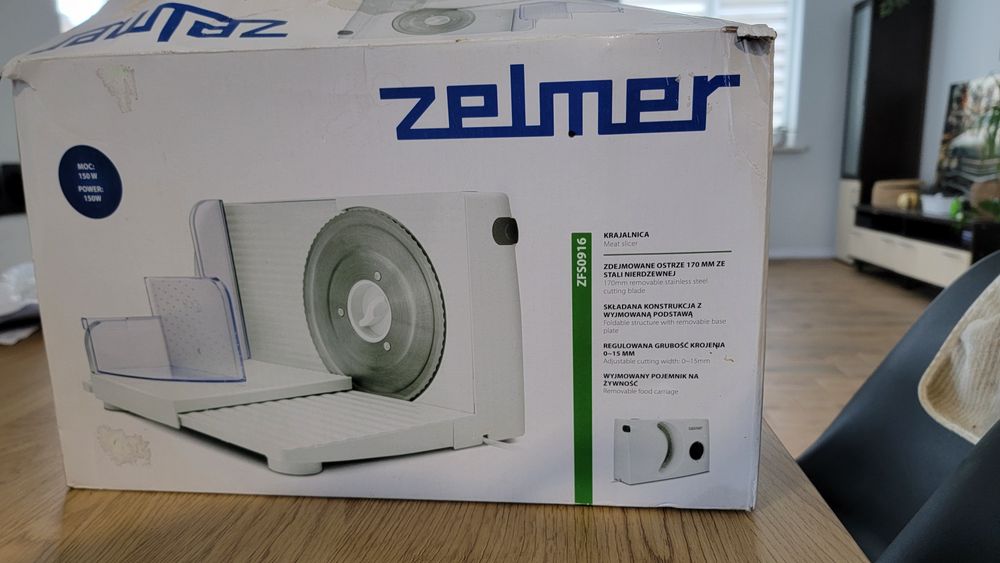 Продам слайсер Zelmer