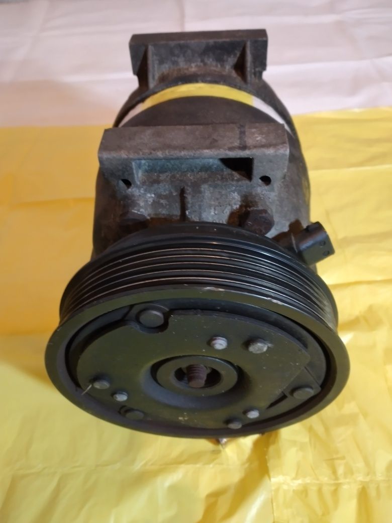 Compressor de AC Ar Condicionado Renault Laguna II 1.6i 16V Ano 2001