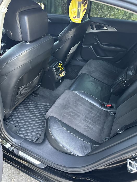 Офіційна AUDI A6C7 3.0 TFSI