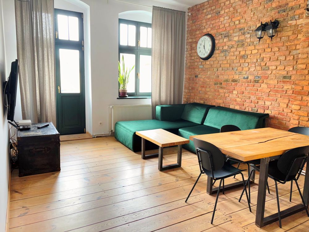 Komfortowe Noclegi Pracownicze w Toruniu - Balkon/Parking/Bilard/2-8os