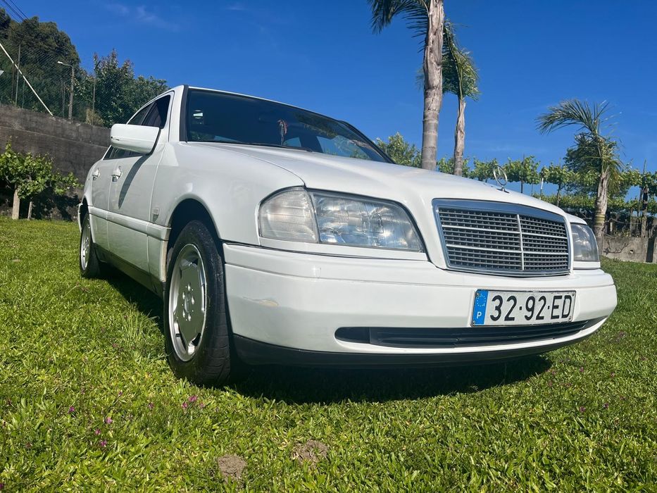 Mercedes C220 Ano 1994 Branco Braga