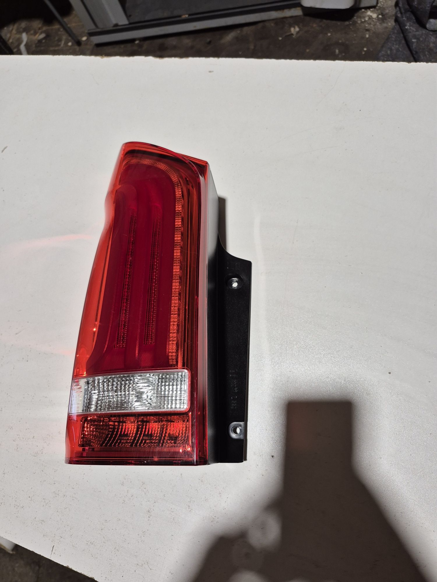 Lampa tył lewa Full Led V-klasa. A447.820.0564.