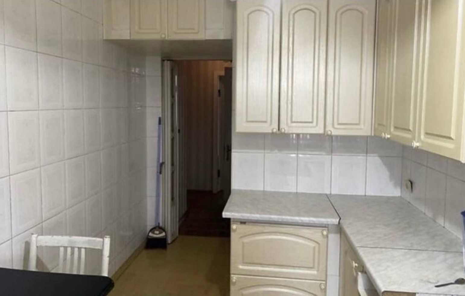 Продам 3-комн. сталинку Европейский бульвар