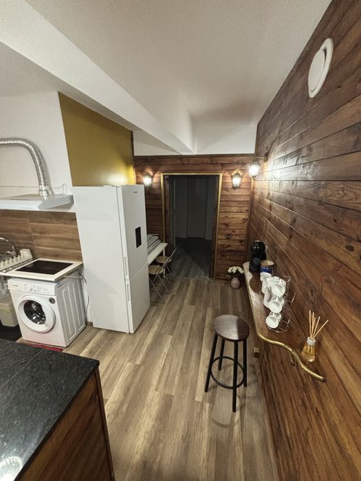 Quarto de Solteiro 2 minutos da estação Merces