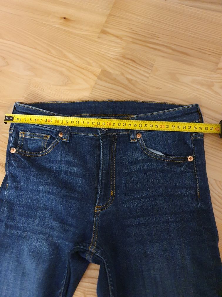 Spodnie jeansy damskie rozmiar 28