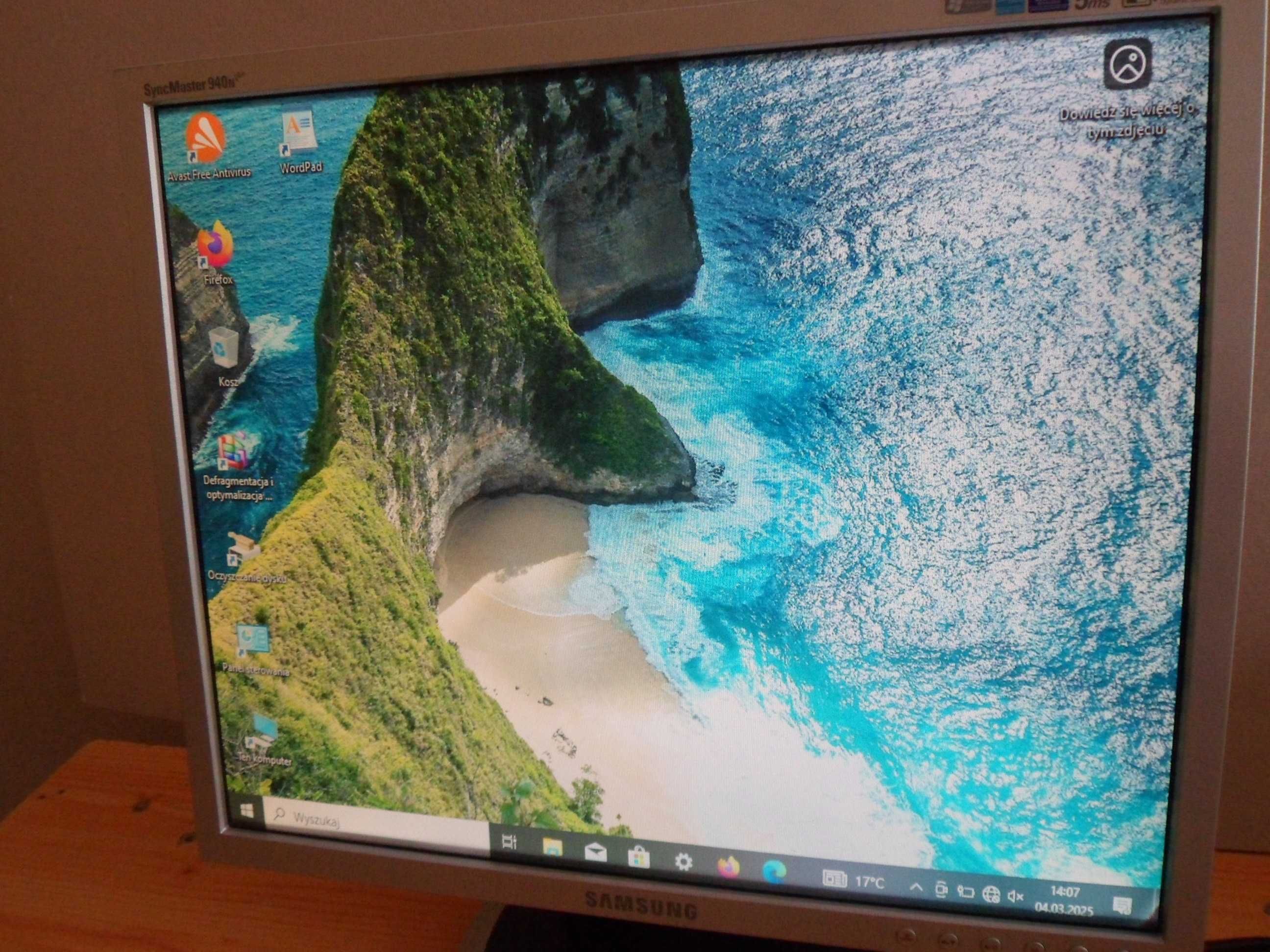 Monitor Samsung 19 cali.