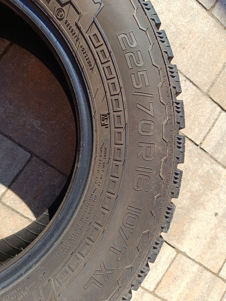 Opony Nokian rotiiva 225/70/16