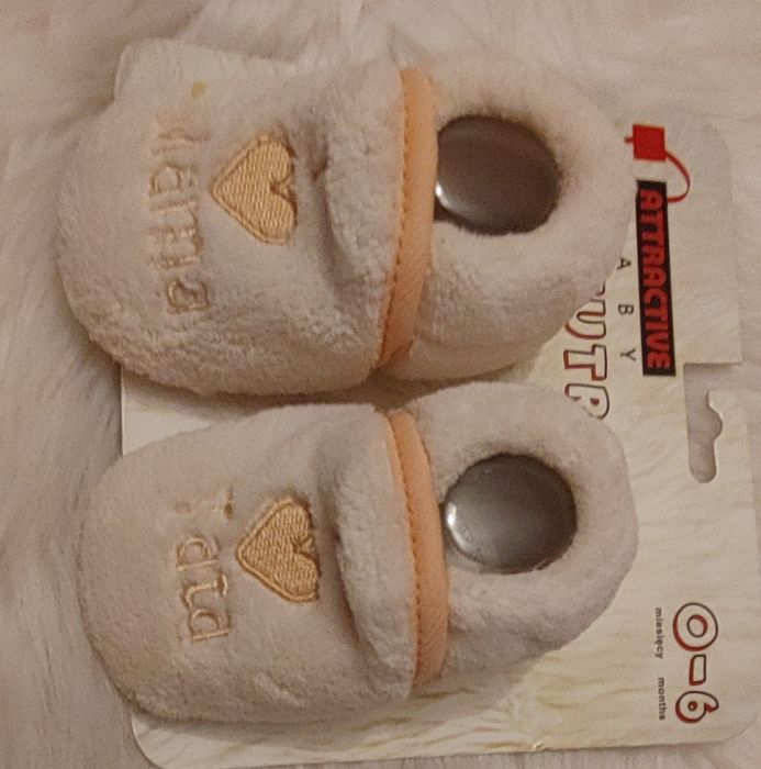 Cudne polskie cieplutkie buciki skarpetki dla niemowląt ,0-6 miesięcy