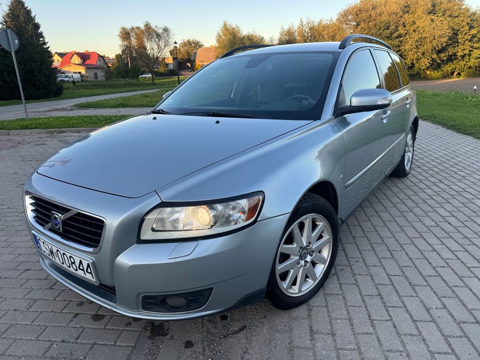Volvo V50 Lift 2.0d 136km xenon skóry doinwestowany