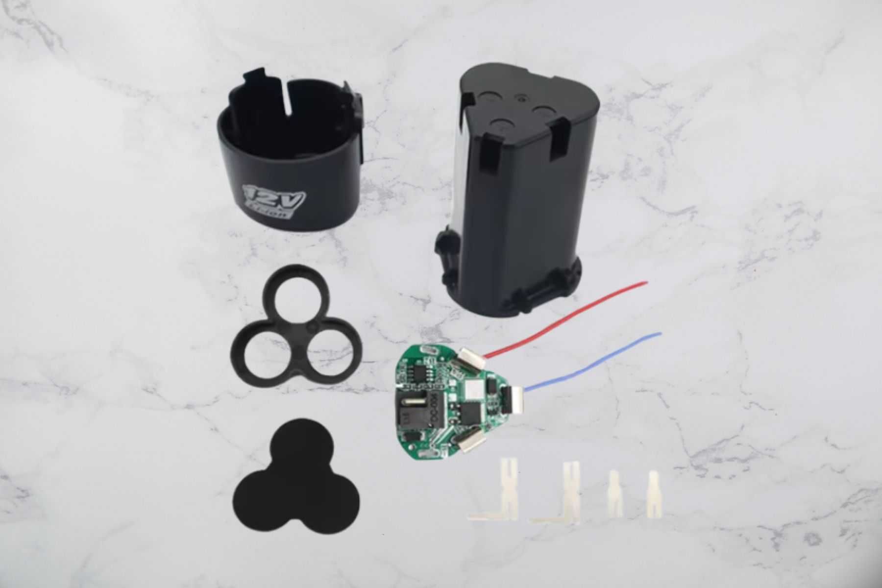 Кейс под аккумулятор для шуруповерта 12v с BMS платой 3s 18650