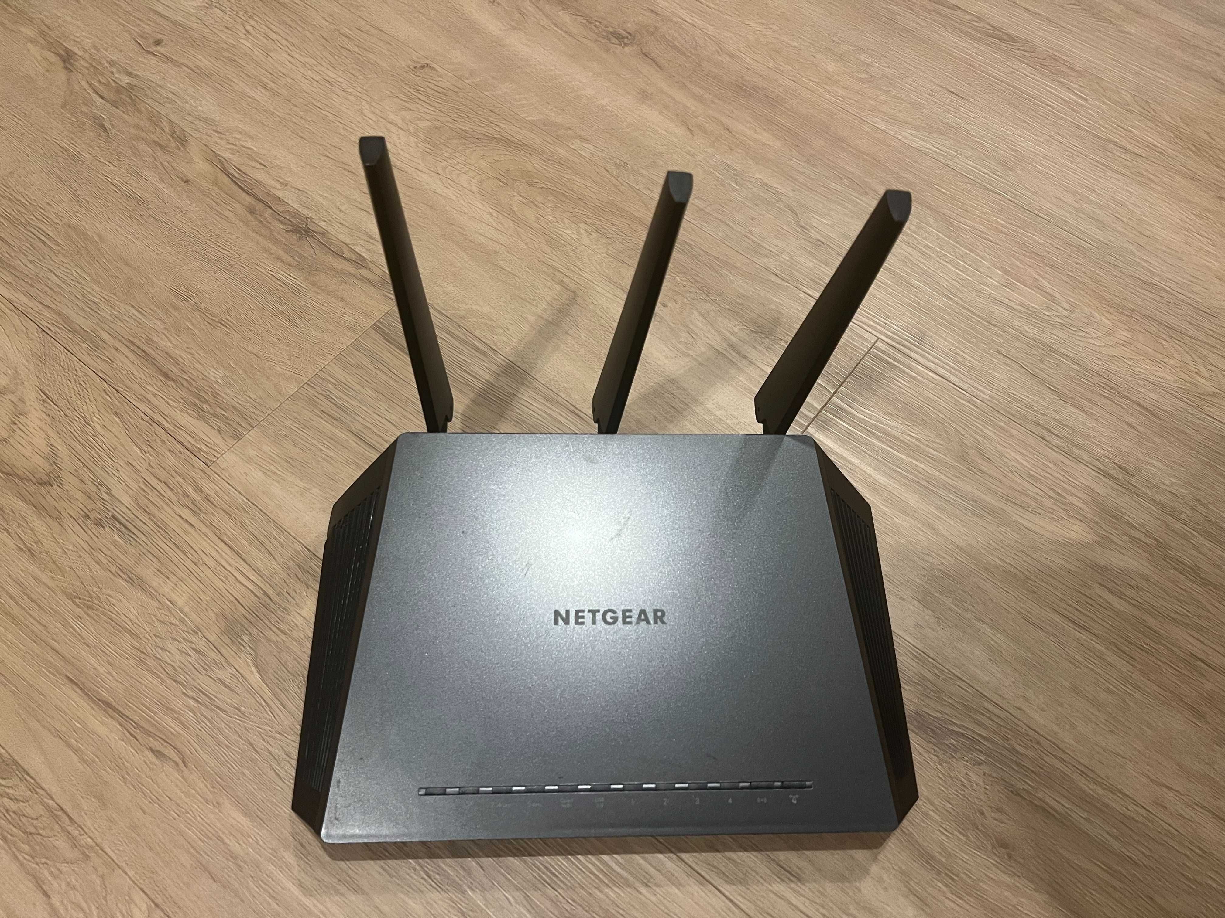 Маршрутизатор NETGEAR Nighthawk AC1900 (R6900) Smart WiFi Router